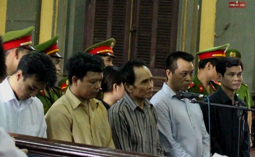 Tu hinh cuu cong an cam dau duong day ma tuy hinh anh