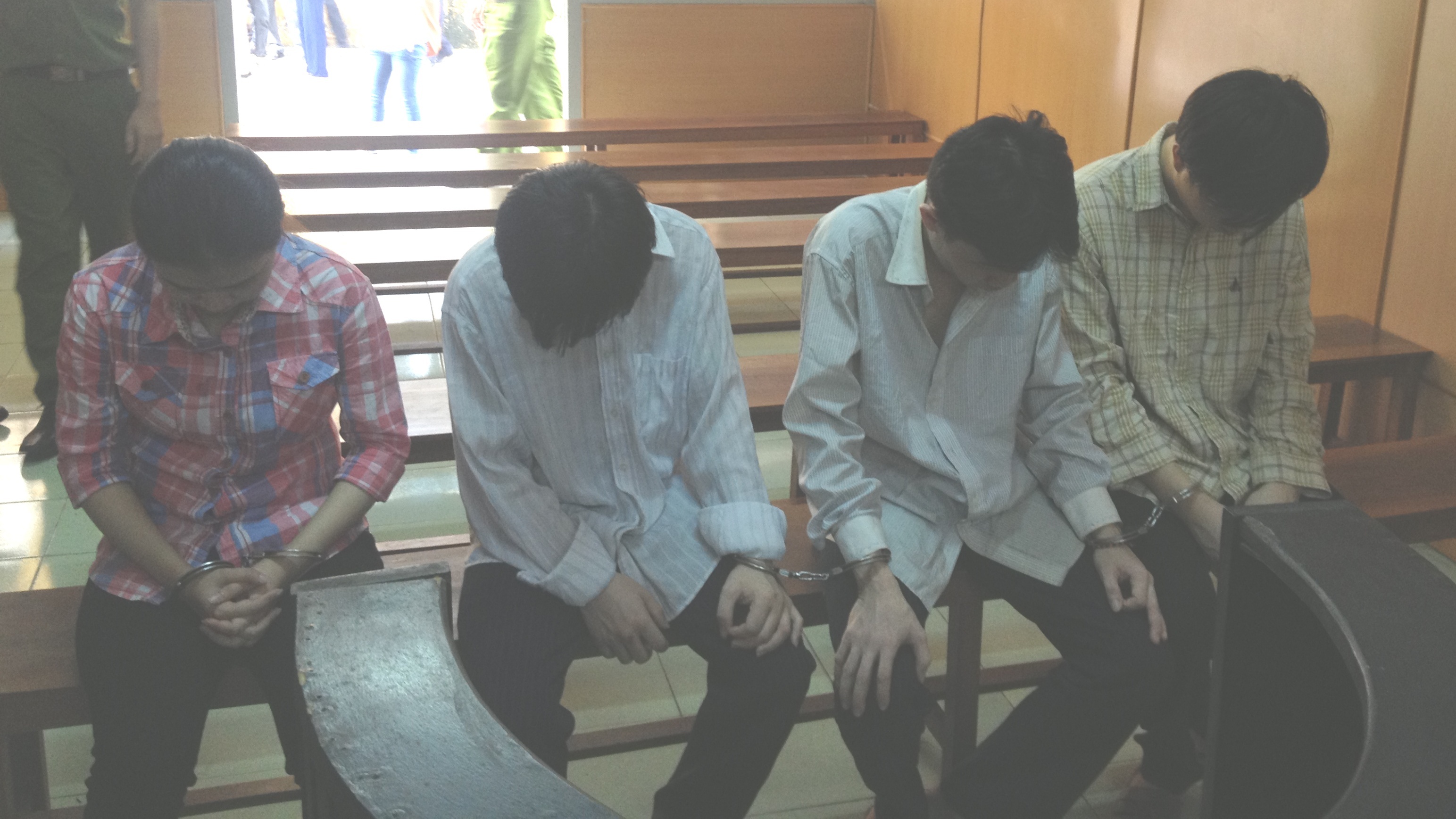 Dung nguoi yeu lam moi nhu de cuop hinh anh