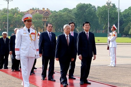 Lanh dao Dang, Nha nuoc vieng Chu tich Ho Chi Minh hinh anh