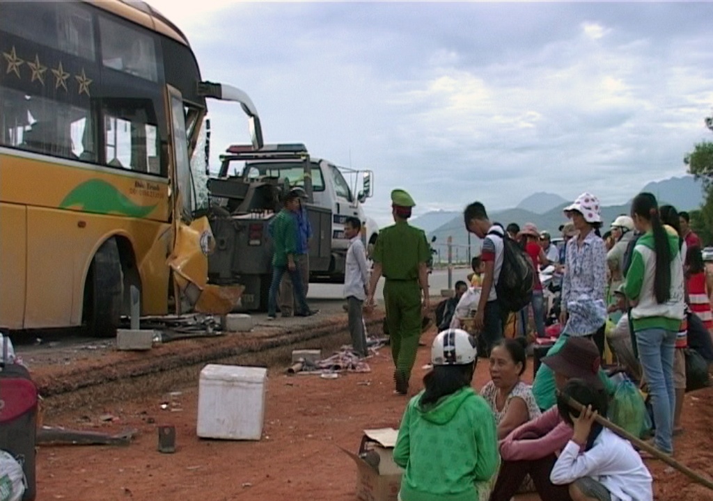 Vụ tai nạn khiến 4 người bị thương.