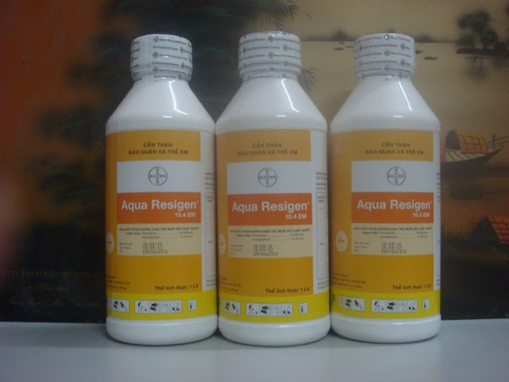 Uong nham thuoc diet moi, be trai 8 tuoi suyt chet hinh anh