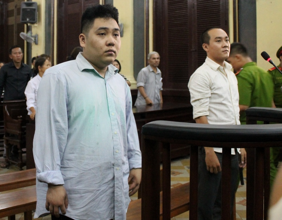 Bi vay danh hoi dong, rut dao dam chet 2 nguoi hinh anh