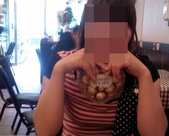 Co gai de thue lay 100 trieu bat khoc ngay tra con hinh anh