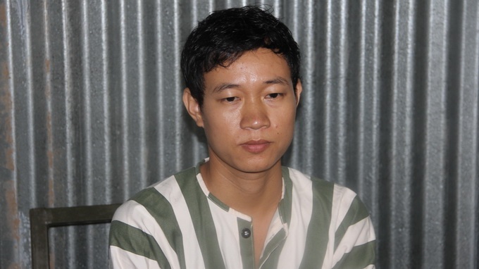 Khoi to nguoi hang xom dam o voi be gai 12 tuoi hinh anh