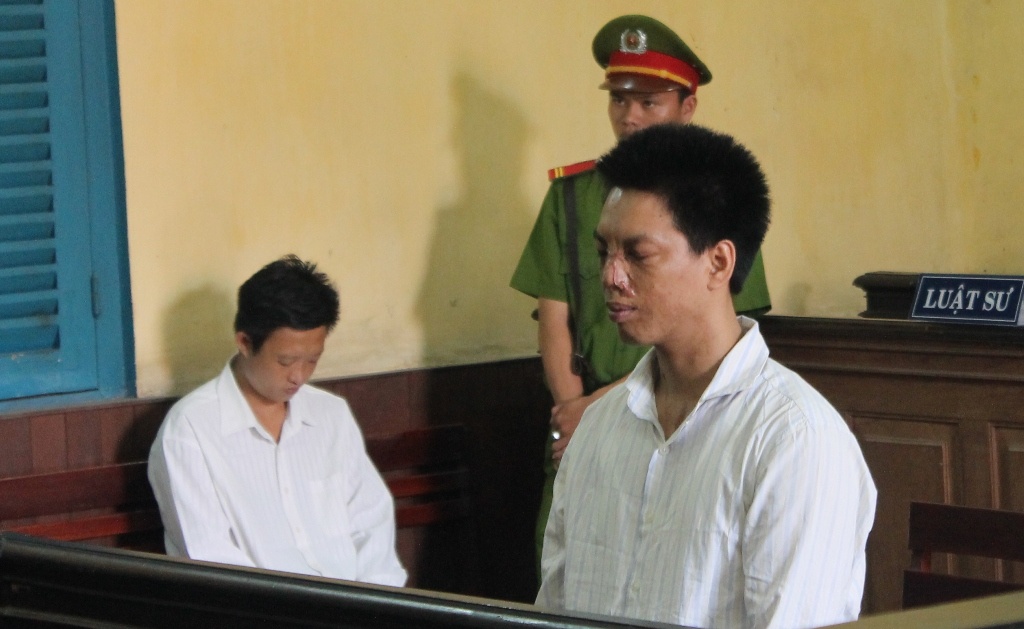 Y an chung than ke tat axit vao nguoi tinh vi ghen tuong hinh anh