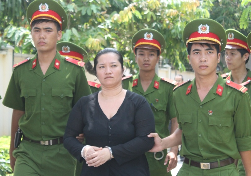 Gia dinh nan nhan de nghi lam ro nghi an giet nguoi dot xac hinh anh