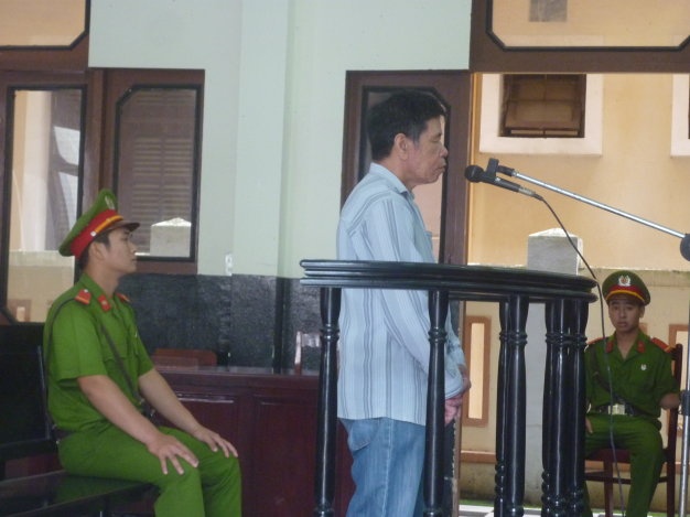 'Quan he' xong chich dien nguoi tinh den chet hinh anh