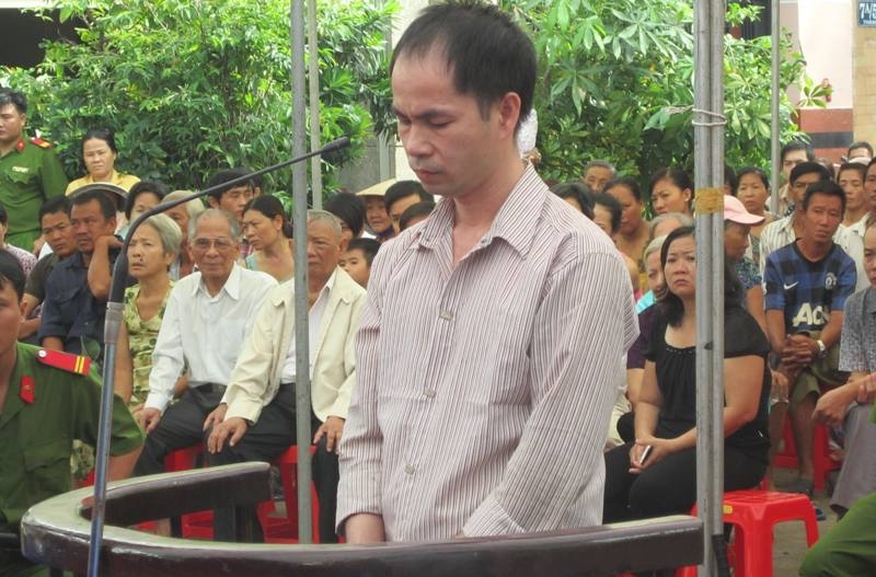 Hung thủ trước vành móng ngựa.
