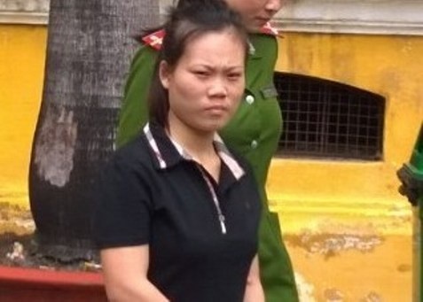 Co gai mang toi hiep dam o mien Tay co dau hieu tam than? hinh anh