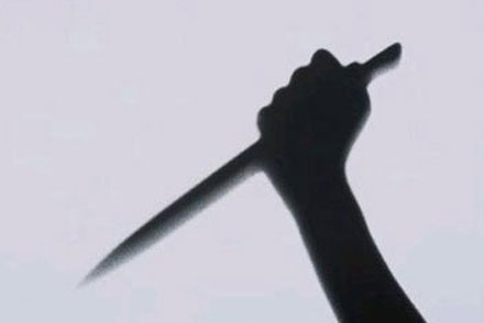 Trom ca phe, dam chu nha trong thuong hinh anh