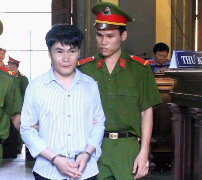 Hung thủ tại tòa phúc thẩm.