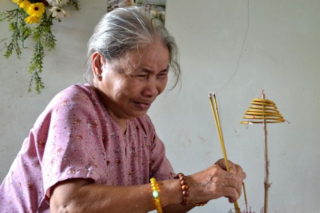 Mot thai phu 'chet chay' nghi do bi chong tat xang hinh anh