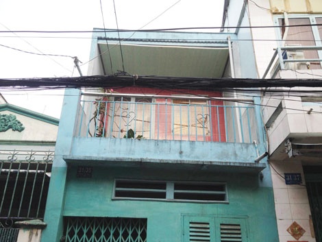 Căn nhà nơi phát hiện vợ chồng ông Lũy bị đâm nhiều nhát. Ảnh: CAND