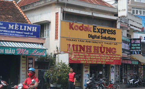 Mot ty lay mang nguoi: Di tim nhan vat 'X' hinh anh