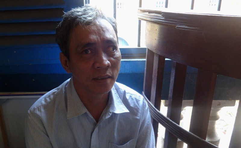 Nuoc mat nguoi dan ong bi vo bao hanh hinh anh