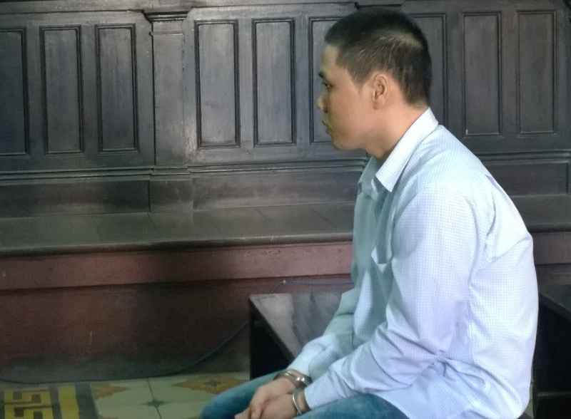 Hung thủ trước vành móng ngựa.