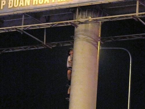 That tinh... leo tru quang cao tu tu hinh anh