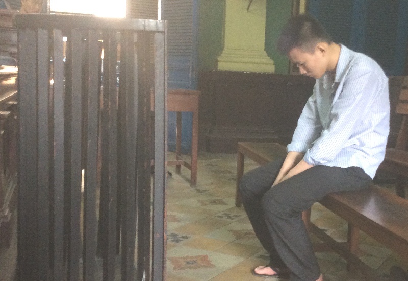 Bi gay han, cong nhan dam chet dong nghiep hinh anh