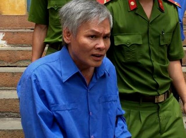 Hảo nhiều lần lợi dụng chức vụ để tham ô tài sản.