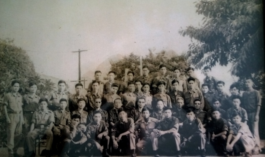 Đội bảo vệ phái đoàn trong trại Davis. Ảnh NVCC.