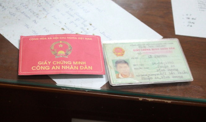 Thẻ chứng minh công an nhân dân dùng để thị uy của Thương tại Công an P.1, TP Đà Lạt- Ảnh: C.Thành