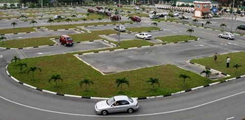 'Lai xe dien' gay chet nguoi: Do hoc mot dang, lai mot neo hinh anh