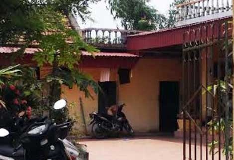 Khong duoc yeu, chem ca nha ‘nguoi trong mong’ hinh anh