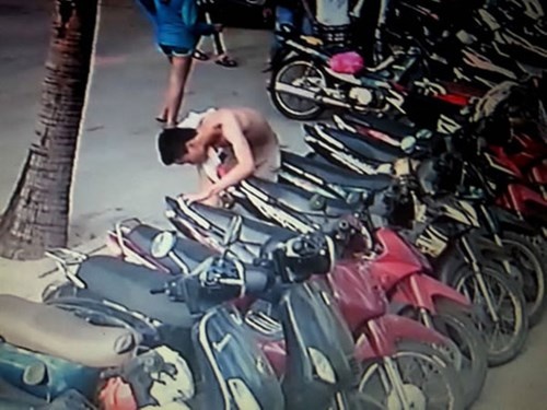 'Phu thuy' chuyen coi tran pha cop xe hinh anh