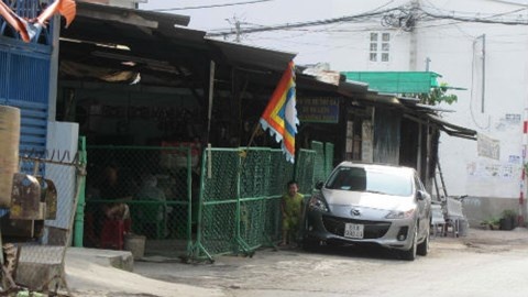 Chong doat mang vo roi toi cong an dau thu hinh anh