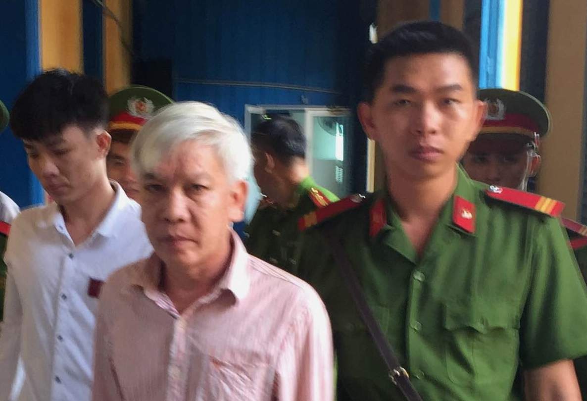 Tat nua lit axit vao tinh dich vi ghen tuong hinh anh