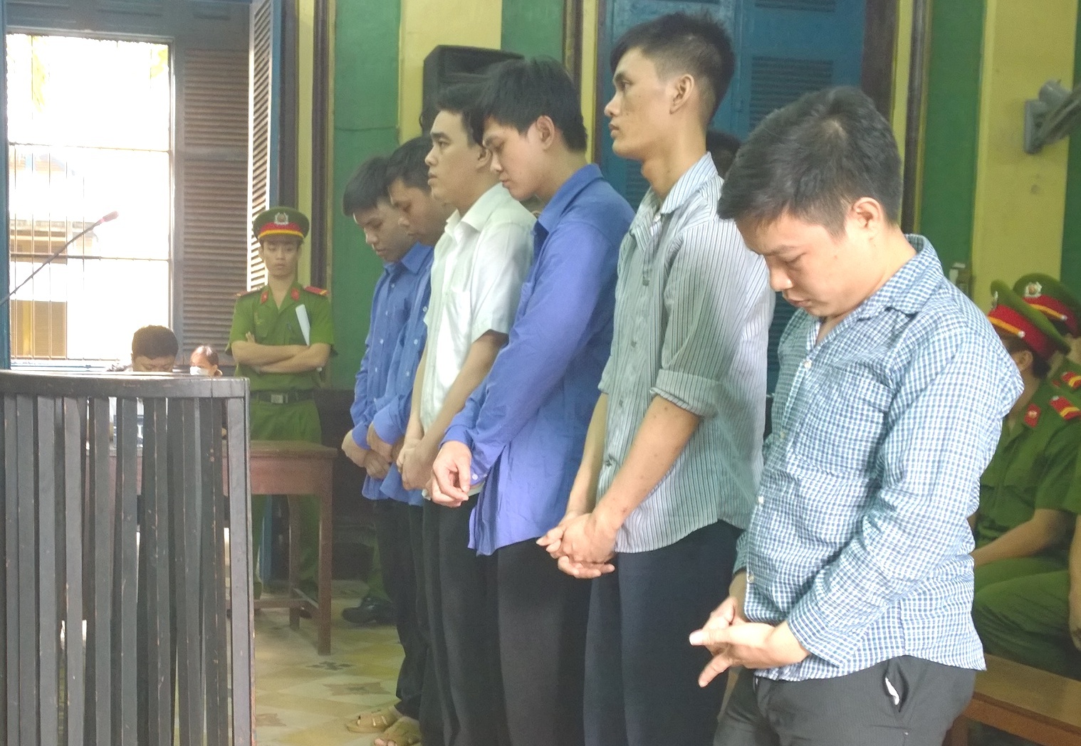 Bang trom chuyen be khoa o Sai Gon hinh anh