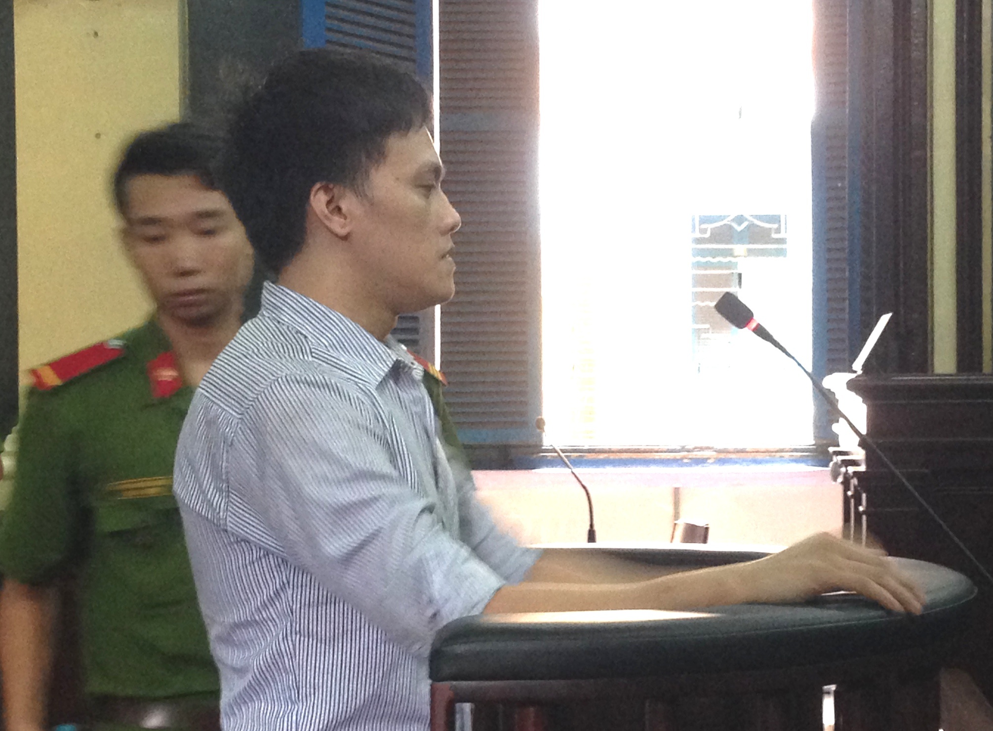 Tho noi long mi giet khach de cuop tai san hinh anh