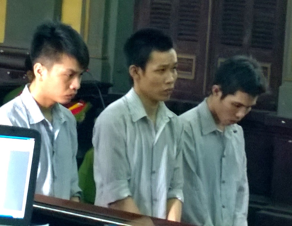 Kiệt, Nhớ và Phong tại tòa cấp cao. Ảnh: K.T.