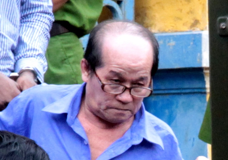 Nguoi dan ong 63 tuoi cho nu sinh ve phong tro cuong hiep hinh anh