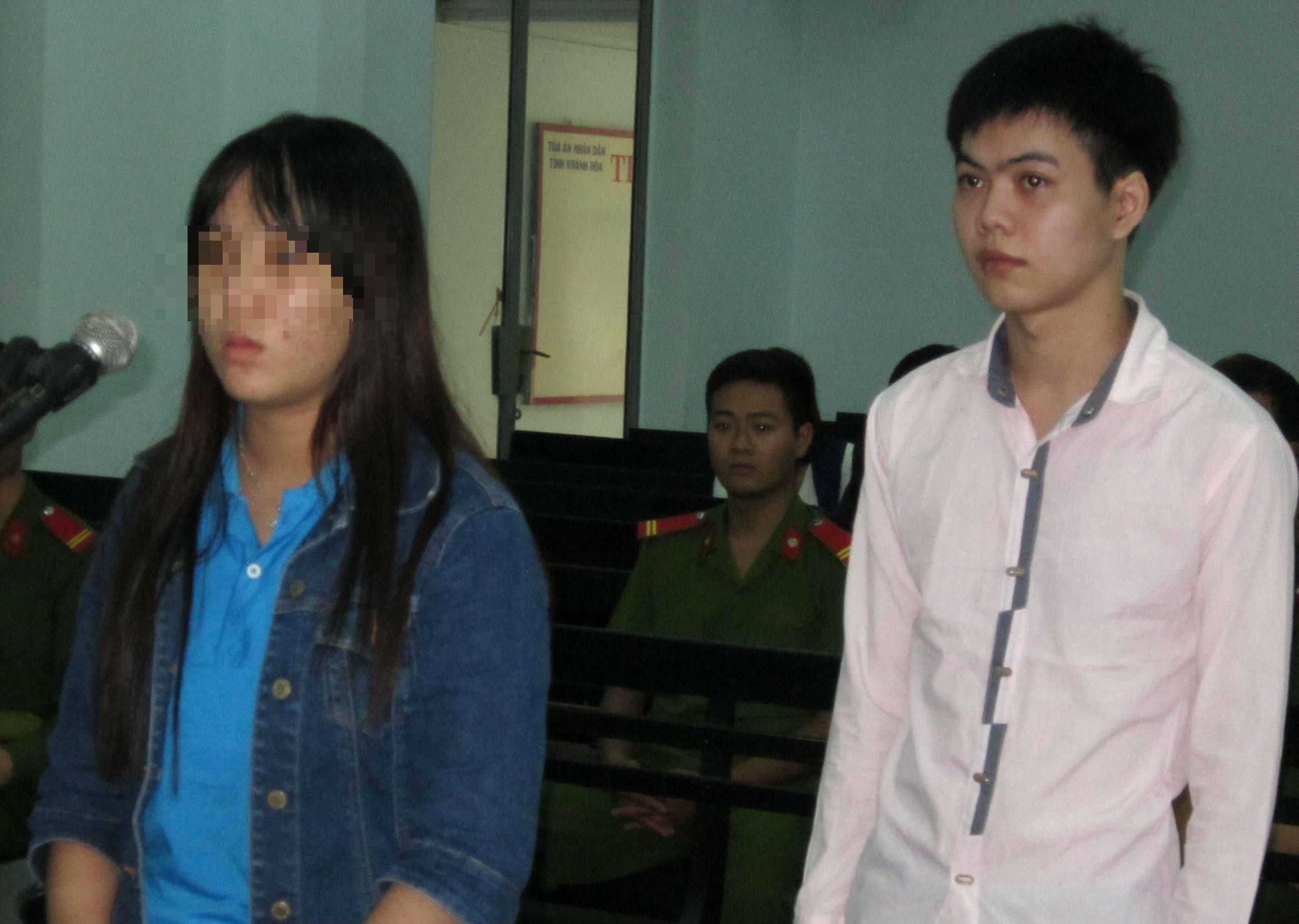 Tra thu giup nu sinh, 5 thanh nien vao tu hinh anh