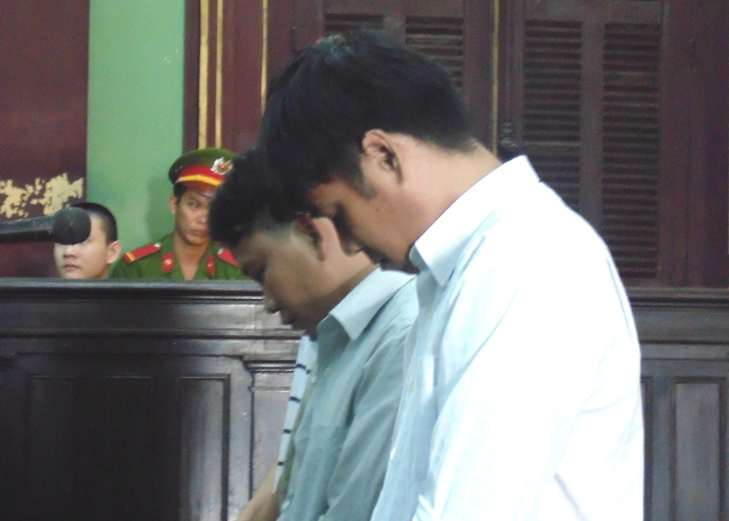 Tron trai ve an Tet, hoc vien cai nghien bi bao ve danh chet hinh anh