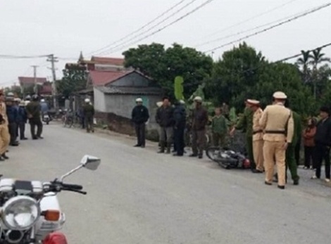 Tam dinh chi 3 CSGT vu nghi duoi nguoi vi pham hinh anh