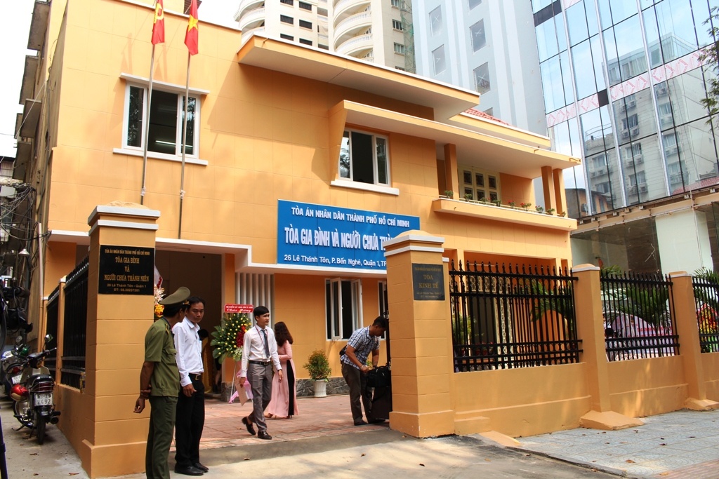 Thanh lap toa an chuyen trach ve quyen tre em hinh anh