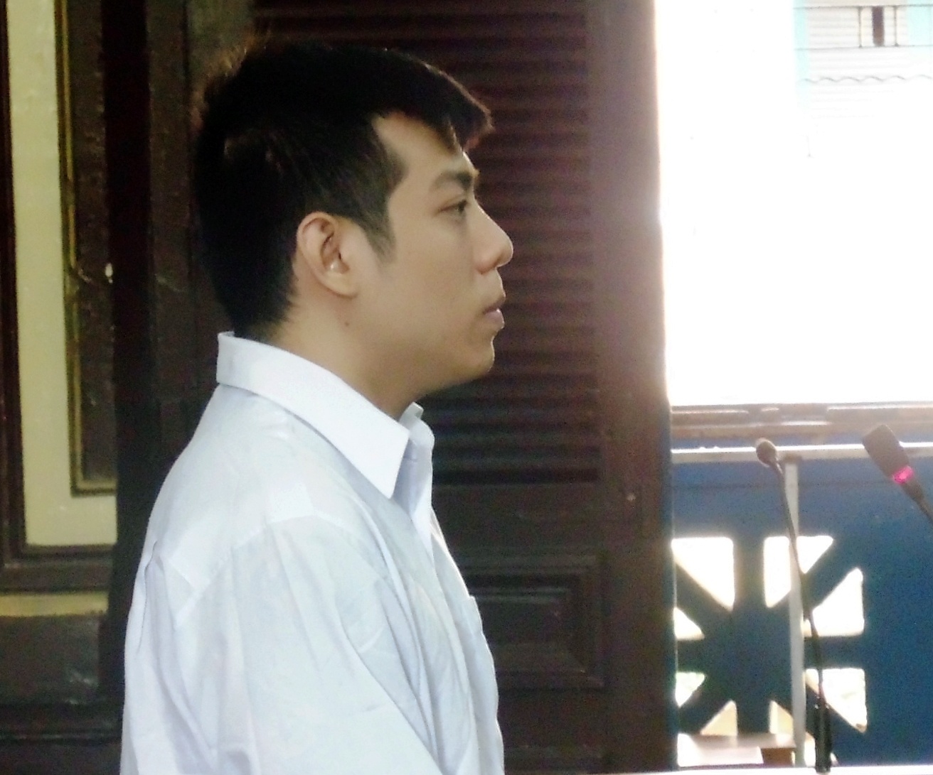 Vo co danh chet nguoi roi thach thuc bao cong an hinh anh