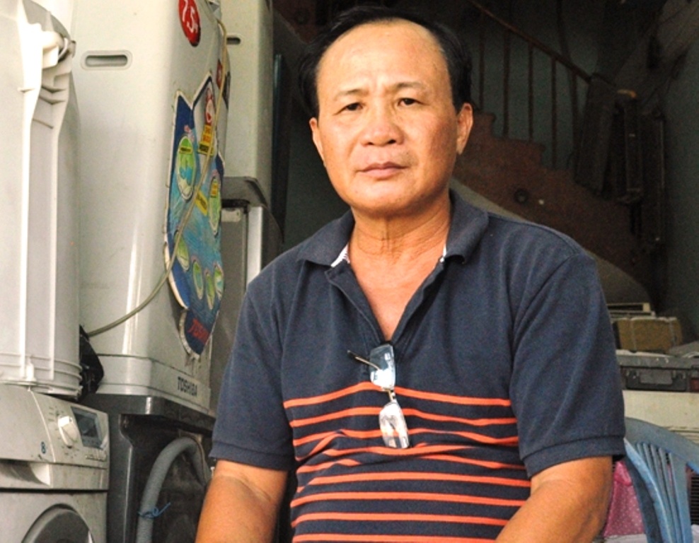 chu quan ca phe bi truy to anh 1