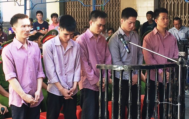 2 an tu hinh cho nhom 'dai bang' hanh hung ban tu den chet hinh anh