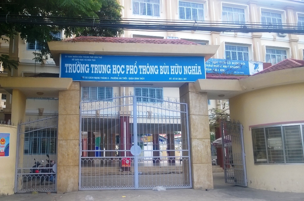 Dieu tra vu hoc sinh nhay tu lau 3 o mien Tay hinh anh