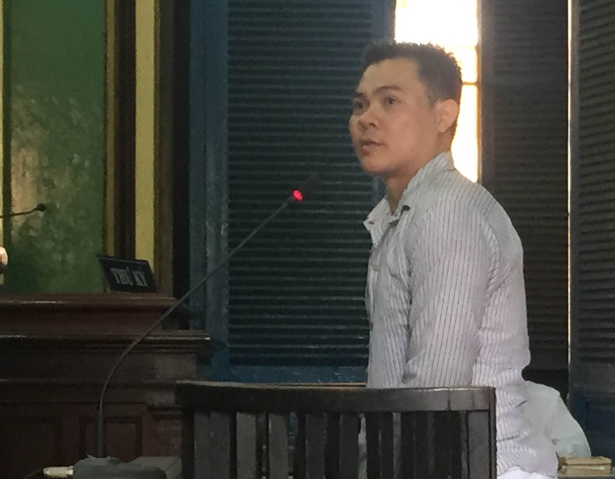 Viet kieu My dam nguoi anh 1