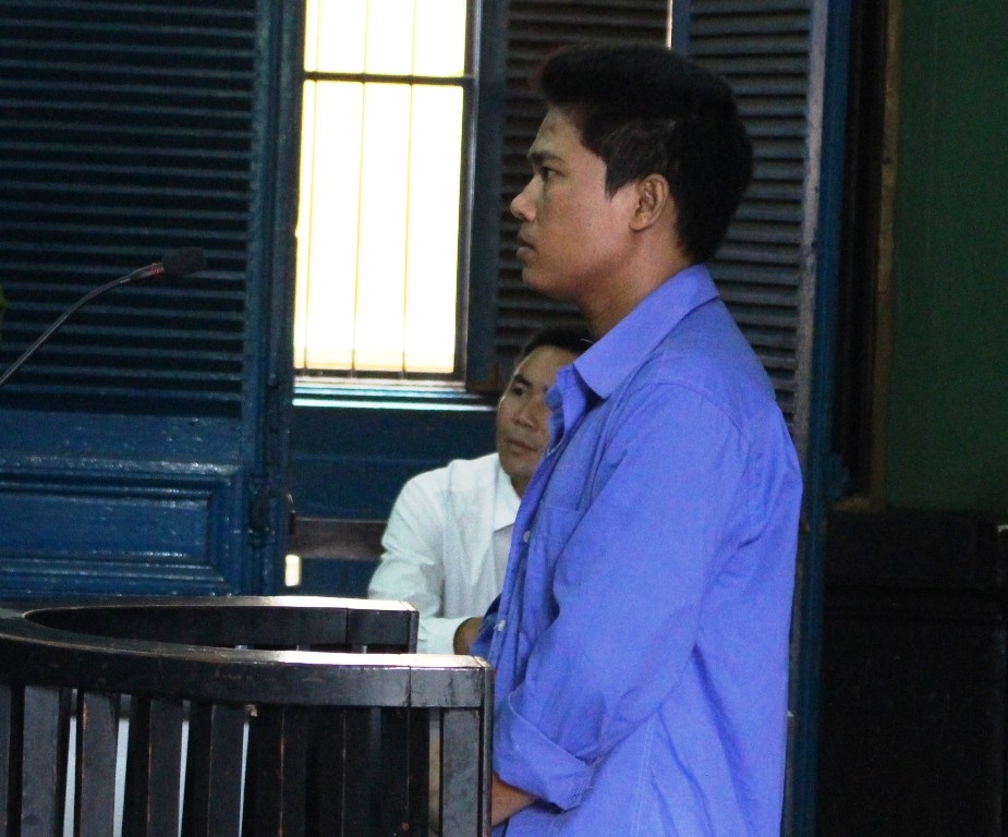 Dam lien tiep nguoi yeu vi khong chiu di an toi cung hinh anh