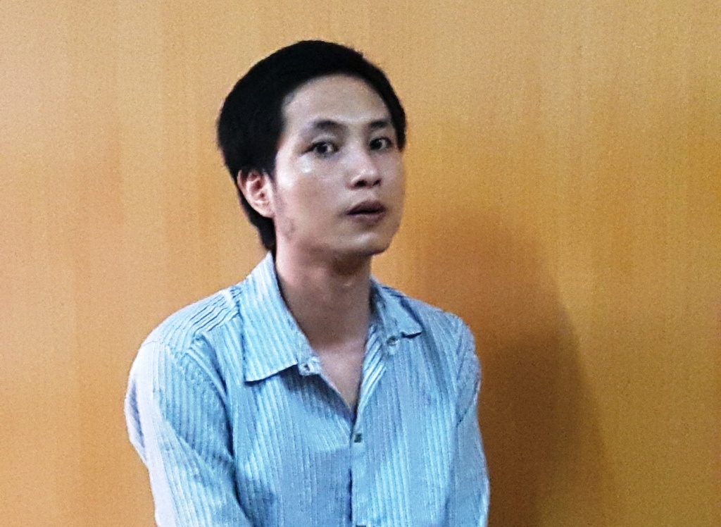 Chiếm đoạt tiền của ngân hàng ảnh 1 Chiem doat tien cua ngan hang anh 1