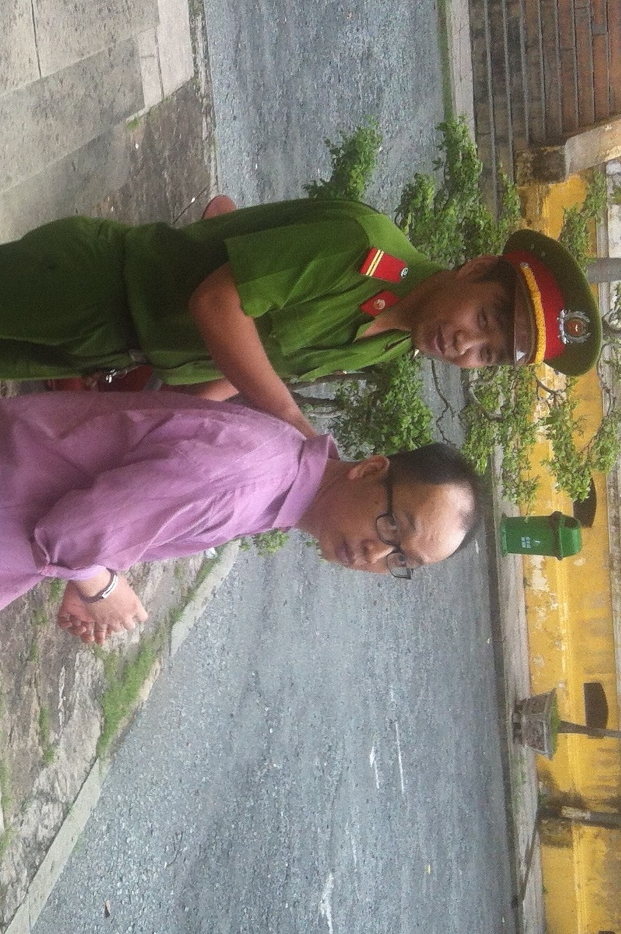 Nguyen can bo Agribank trom 20 ty choi da ga hinh anh