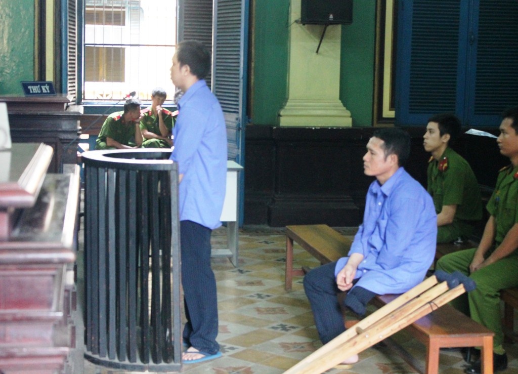 Nguoi dan ong tat nguyen chuyen cung cap ma tuy vao Sai Gon hinh anh