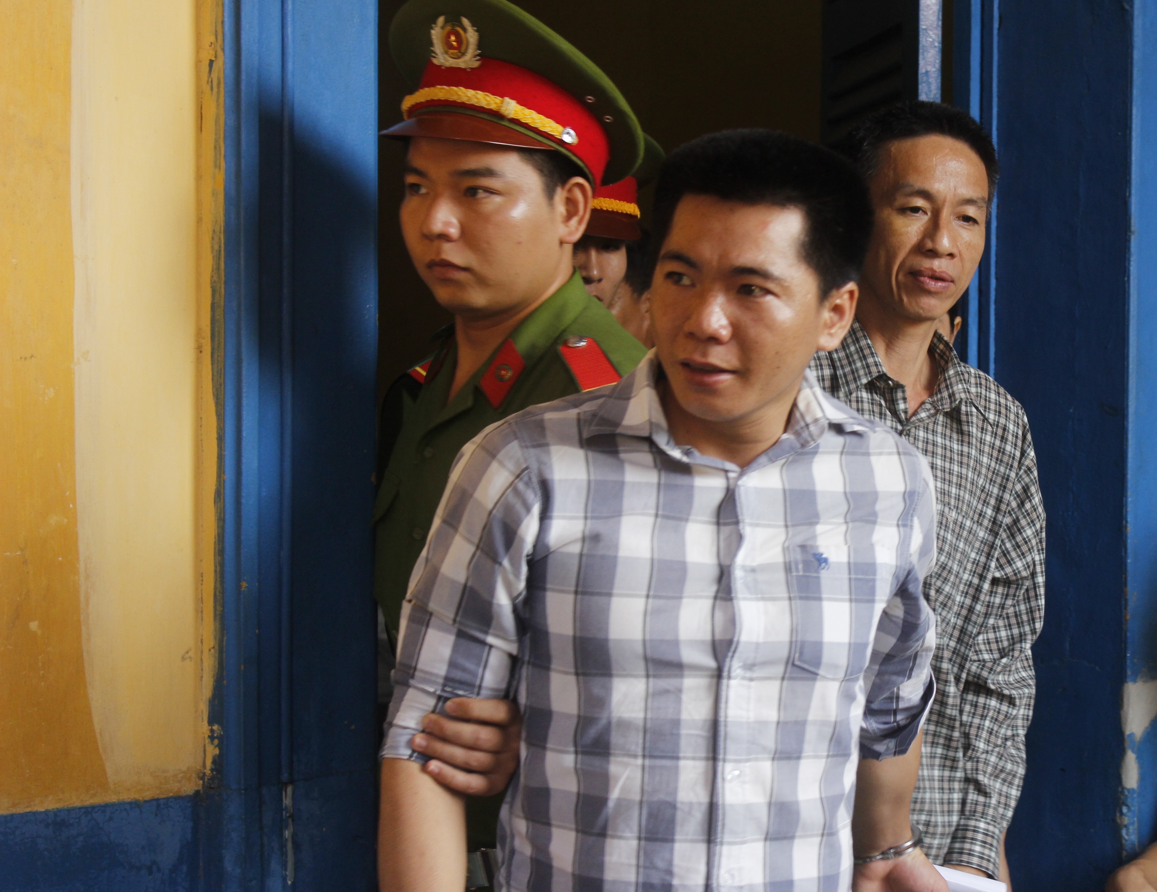 Giet nguoi vi bi che 'xau lai con ngheo' hinh anh