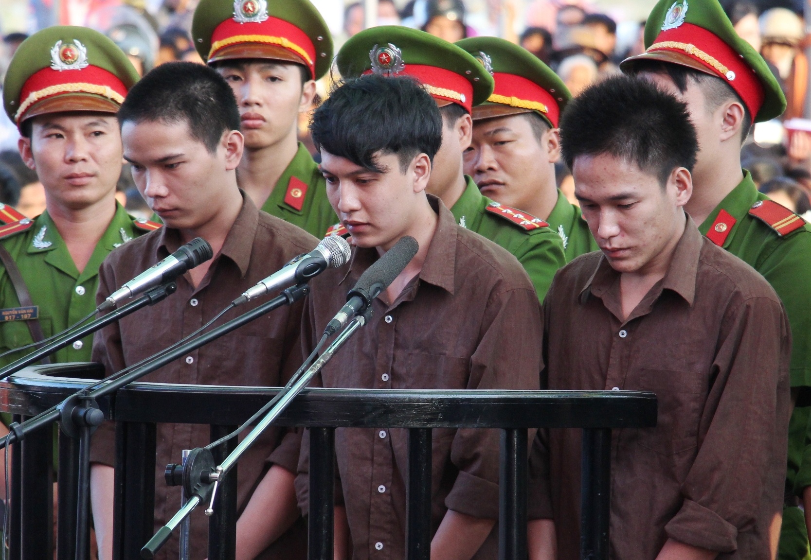 Di cua tu tu vu tham sat Binh Phuoc xin hoan phien toa hinh anh