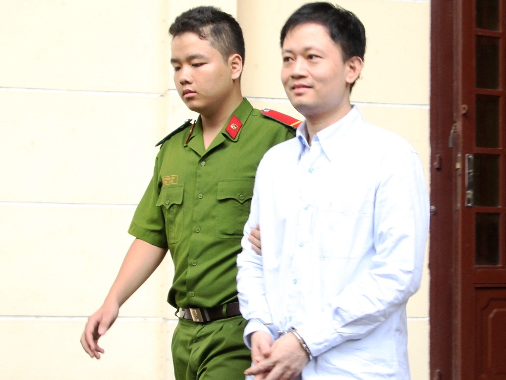 Giam doc chiem doat 47 ty cua nha nuoc linh an hinh anh